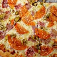 Spicy Bianca · HOT giardiniera, cheese, tomato and ham. You won't regret
this pie!