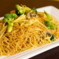 Singapore Rice Noodle · Hot. Choice of: chicken, beef, shrimp, pork, vegetables, combination.