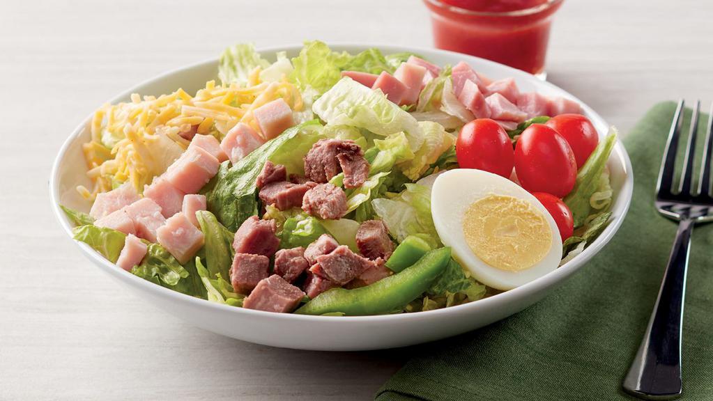 Dilusso Classic Chef Salad · Romaine lettuce with tomatoes, eggs, diced ham, diced turkey, diced beef, Colby-jack cheese and green bell pepper. (60 cal./190 cal.)