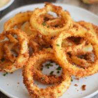 Onion Rings  · Crunchy beer battered onion rings