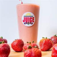 America'S Cup (24 Oz) · Vanilla Non-Fat Yogurt, Strawberry Juice, Strawberries, Bananas.
