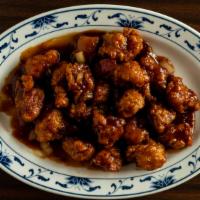 General Tso'S Chicken Lunch · Hot and spicy. Lightly fried chicken served with red hot peppers in a tangy ginger and garli...