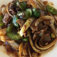 Pepper Beef With Onion · 