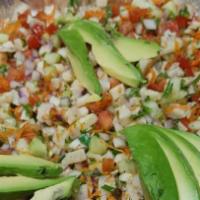 Yeye Salad · Lettuce, tomato, onion, avocado, and arrachera.