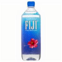 Fiji Water 1L  · 
