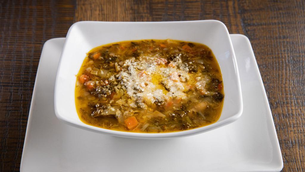 Minestrone Soup · vegetable stock, vegetables, beans, pasta.  This item is vegan and is gluten free without the pasta