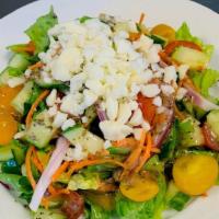 Sm Chef'S Garden Salad · romaine, tomato, cucumber, carrot, red onion, house blend mozzarella, herb vinaigrette (This...