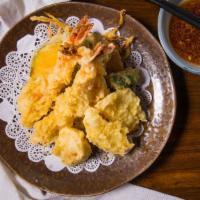Seafood Tempura · Shrimp, scallops, white fish and vegetables.
No soup included.