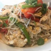 Singapore Chicken Noodle · Chicken wok-tossed with eggs, scallions, yellow onion, bean sprouts, green and red peppers, ...