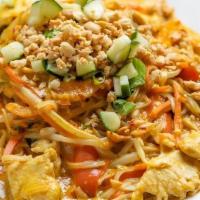 Rainbow Peanut Noodles Gluten Free · Red bell peppers, scallions, carrots, bean sprouts, cilantro, peanuts, cucumbers, rice noodl...