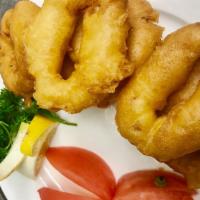 Sweet & Sour Shrimp (7)(S.O.S) 甜酸虾 · Lightly breaded deep-fried jumbo shrimp served with a pineapple  and  sweet-sour sauce. (rec...