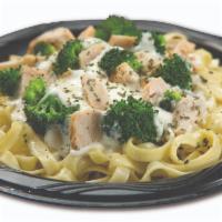 Fettuccine Alfredo With Chicken & Broccoli · Regular size: 870 cal., lite size: 470 cal.