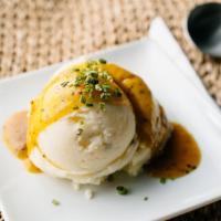 Homemade Mashed Potatoes With Gravy · 