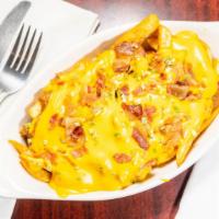 Loaded Chili Cheese Fries With Bacon · 