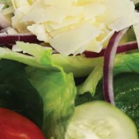 Side Salad · Fresh lettuce, cucumber, tomato, onion, and green pepper.