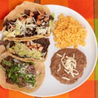Tacos (3) With Rice & Beans · 3 Tacos with rice and beans on the side
3 Tacos con arroz y frijoles a lado