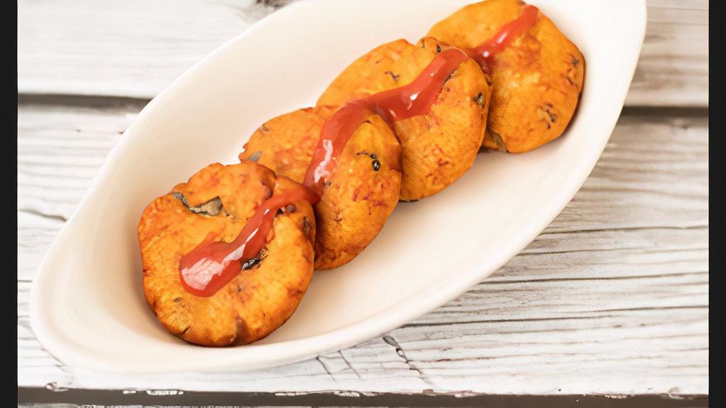 Aloo Tikki (4 Pieces) · Stuffed with potato, green peas, Ajwain, and Indian spices, Served with homemade chutney.