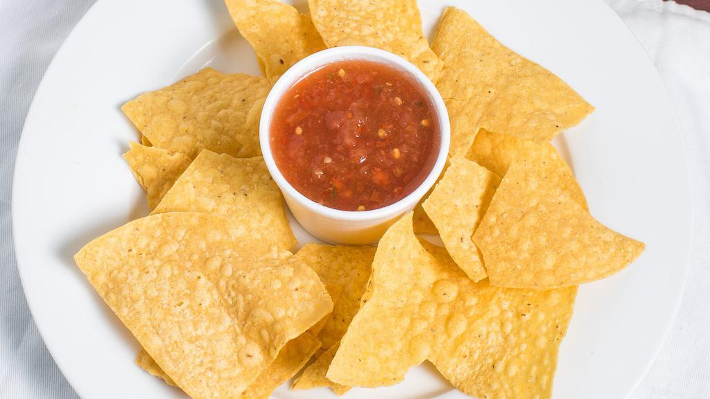 Chips, Salsa & Queso Setup Togo · SMALL- 4oz salsa and queso, small bag of chips
MEDIUM- 8oz salsa and queso, medium bag of chips
LARGE- 16oz salsa and queso, large bag of chips
PARTY PACK- 32oz salsa and queso, 2 large bags of chips
