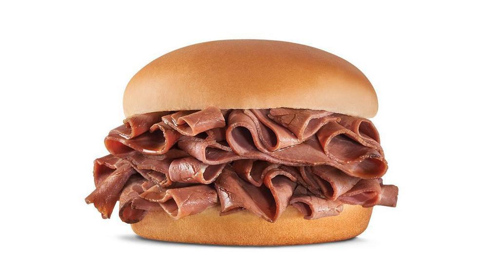 Big Roast Beef · Sliced roast beef dipped in au jus, served on a premium bun, with your choice of horseradish or BBQ.