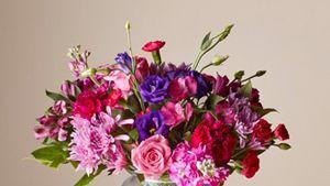 The Ftd® Sweet Thing Bouquet · Oftentimes, the sweetest thing is the bond we share with our loved ones. Let this bouquet se...