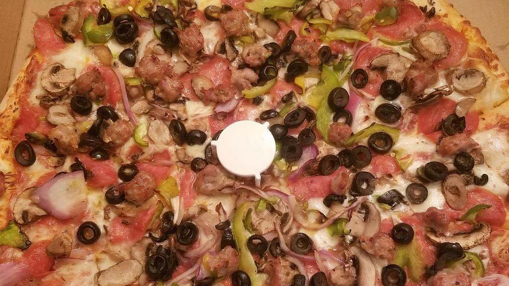 2 Guys Special Round Pizza Large · Mozzarella cheese, pizza sauce, pepperoni, ham, mushrooms, green peppers, onions, and bacon.
