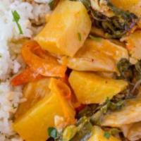 Pineapple Curry · Basil, pineapple, tomatoes, onion, and red/green pepper in red curry sauce.