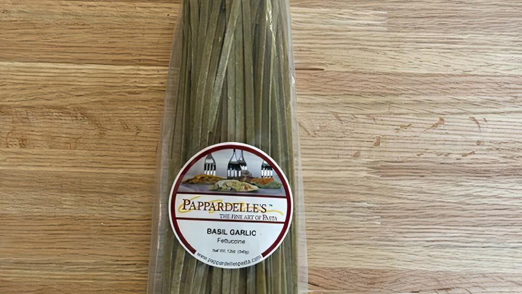 Pappardelle'S Basil Garlic · Fettuccine