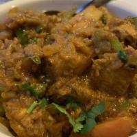 Chicken Kadai
 · Boneless chicken cooked with fresh tomatoes, onions, garlic, bell peppers and spices, garnis...