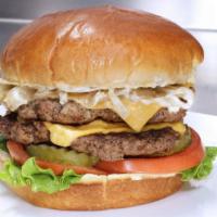 Cheese Burger · Mayonnaise, Mustard, Ketchup, Lettuce, Onions, Tomato, Pickles and Cheese.