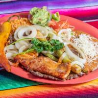 Asada O Pollo A La Tampiquena · Skirt steak or Chicken breast. Served with one Cheese enchilada, guacamole, rice and beans.