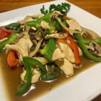 Spicy Basil · Choice of meats with Thai sweet basil, bell peppers, mushroom, onion, and jalapeno peppers