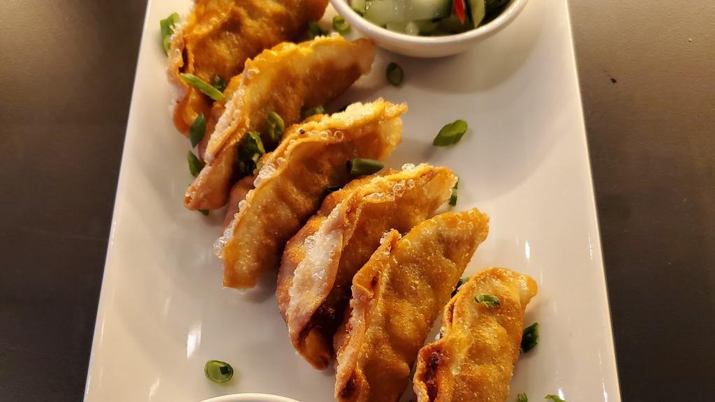 Crispy Chicken Dumplings · spicy sriracha aioli