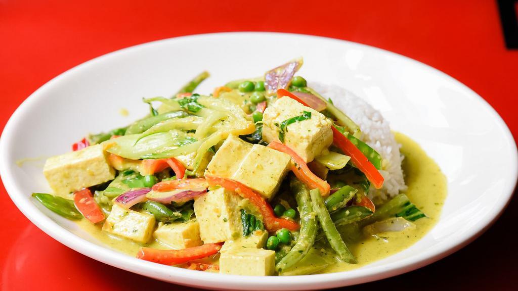 Gf Spicy Thai Green Vegetable Curry With Tofu · Spicy. Vegetarian. Seasonal vegetables, baby bok choy, green beans, peas and green curry sauce.
