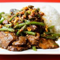 Gf Kung Pao Beef · Spicy. Spinach, blackened chilies, chopped peanuts.