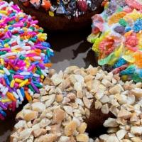 Quad Box · Create 4 custom donuts of your choice!