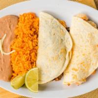 Quesadilla Dinner · 3 Quesadillas with your choice of meat.
