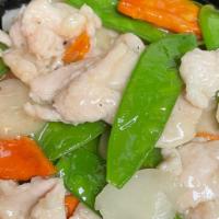 Chicken With Snow Peas Combo Platter · Slice chicken with snow peas, water chestnut & carrot in white sauce.