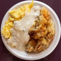 Country Scramble · grilled biscuit topped with 2 scrambled eggs and fresh made sausage gravy
7 TO 10:30 AM