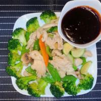Steamed Chicken With Mixed Vegetable · 