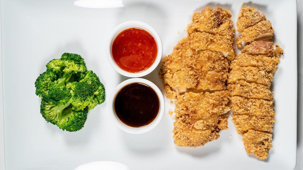 Crispy Chicken Breast · Spicy. Deep-fried chicken breast and broccoli served with honey chili and teriyaki sauce.