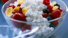Cottage Cheese With Fruit · 