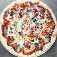 Decateur Deluxe · Pepperoni, Italian sausage, green pepper, onion, black olive, and mushroom.