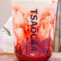 Strawberry Yogurt W/Conjac Boba · 