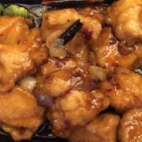 General Tso'S Chicken · Spicy. Battered chicken tossed in our famous General Tso's sauce with steamed broccoli.
