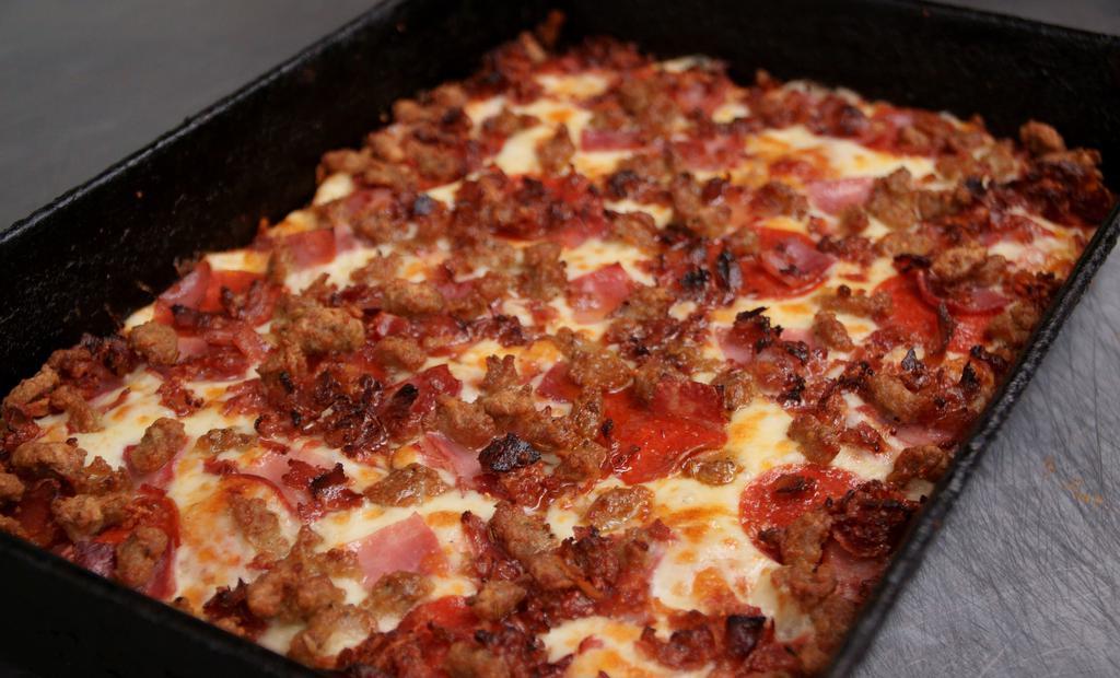 All Meat Pizza · Pepperoni, ham, Italian sausage, bacon.