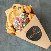 Cookieapolis · Chocolate ice cream, crumbled chocolate chip cookies, and sprinkles