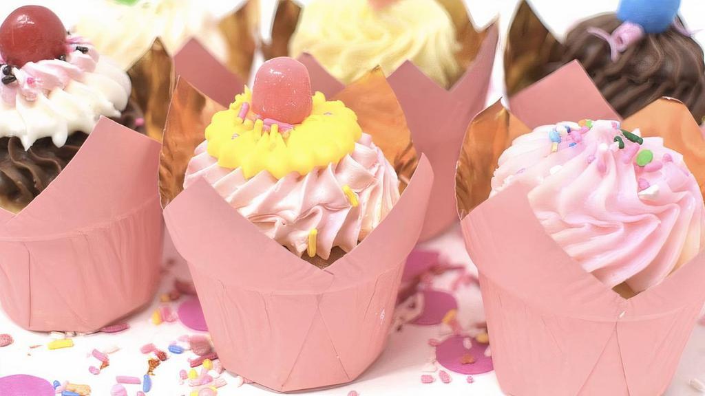 Six Cupcakes Assorted - Gluten Free · What Pinkitzel is famous for! Beautiful and cute moist cupcakes that taste as lovely as they look, assorted in a six pack.