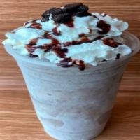 Milk Shakes (20Oz) · Delicious milk shakes made out of fresh fruits.
chocolate, oreo, vanilla, pina colada, straw...