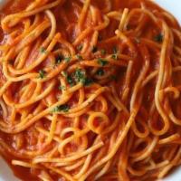 Spaghetti Marinara · Tender spaghetti pasta topped with our hearty marinara sauce.