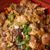 Gk Combo Fried Rice Lunch · Chicken, beef, shrimp, yellow onion, green onion, cabbage, carrot, and eggs.